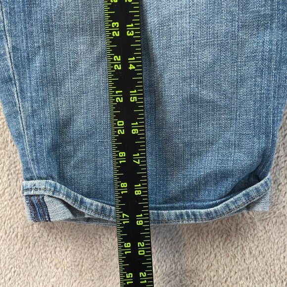 Levis Womens 515 Bermuda Jean Shorts Size 12 Blue Denim Classic Casual Cuffed - Picture 7 of 15